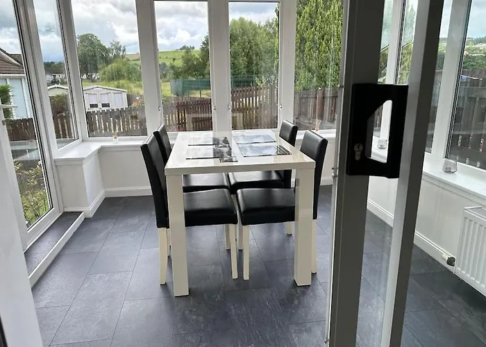 Family Friendly Detached 2 Bed Home, Loch Lomond